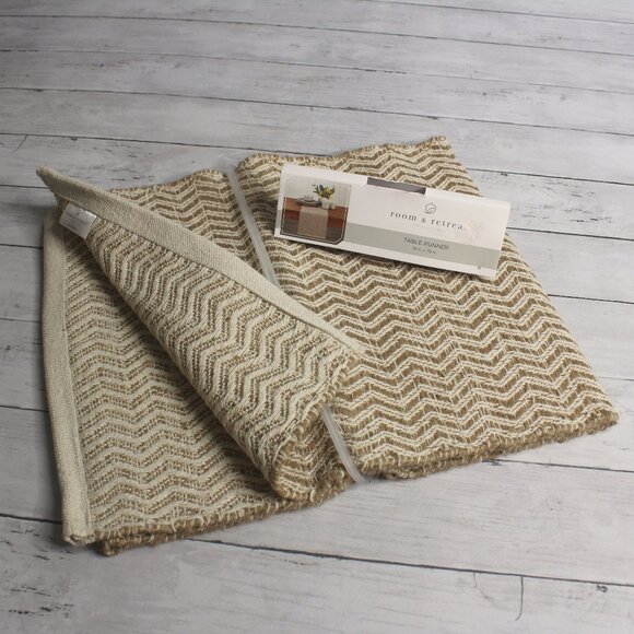 Room & Retreat Natural Burlap Table Runner Farmhouse 14" x 70" Jute White - Picture 1 of 6